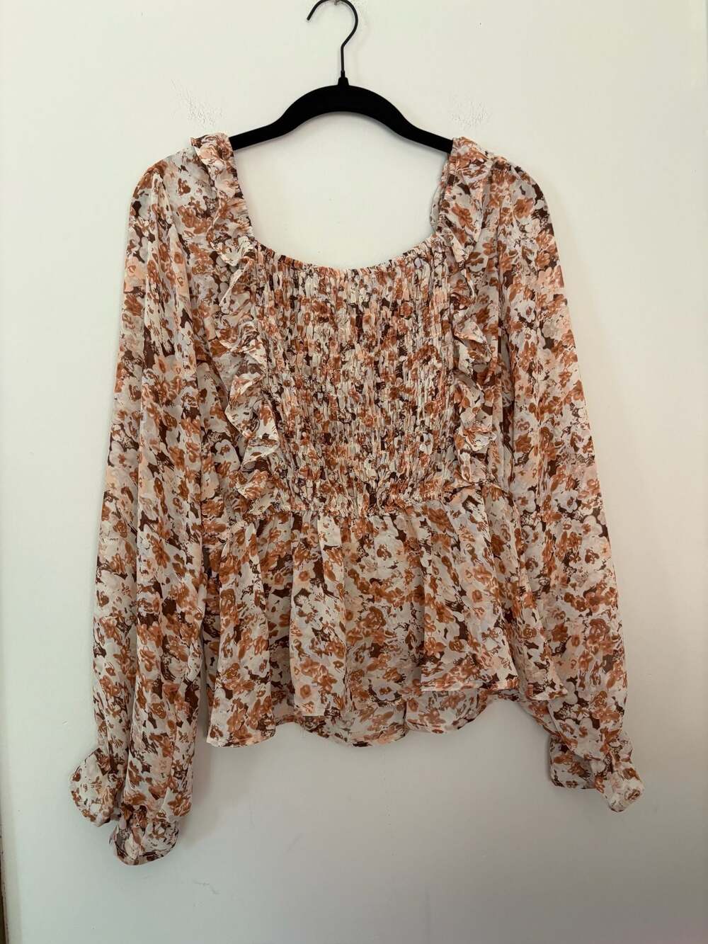 Hayden Los Angeles Women's Floral Boho Smocked Peplum Blouse Sz L
